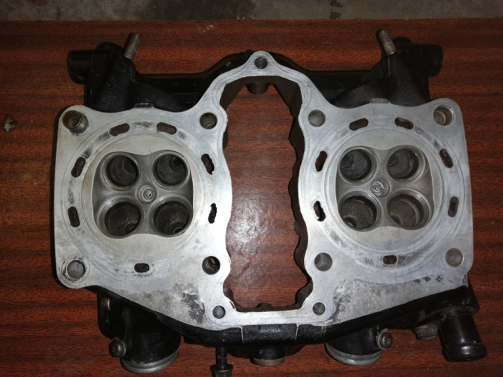 Honda VFR400R 1995 → V4 Restoration Project "Pocket Rocket" Part 3(2)