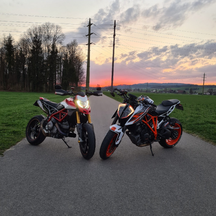 Evening rideout