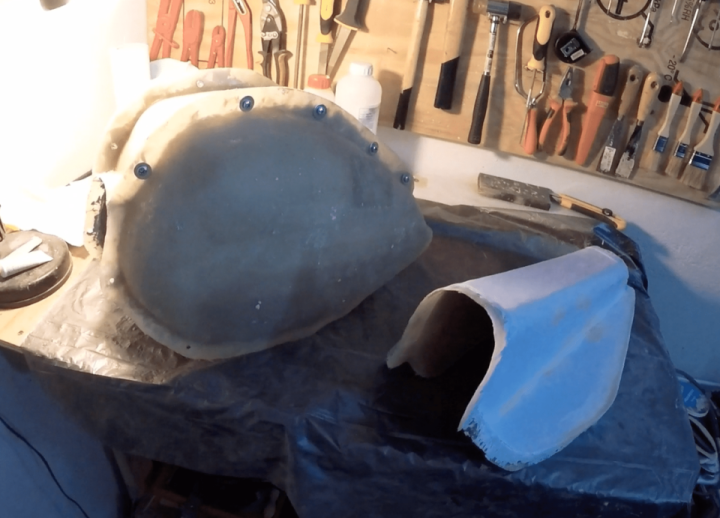 Part 6 (2) Yamaha YBR 125 - Homemade fiberglass fuel tank