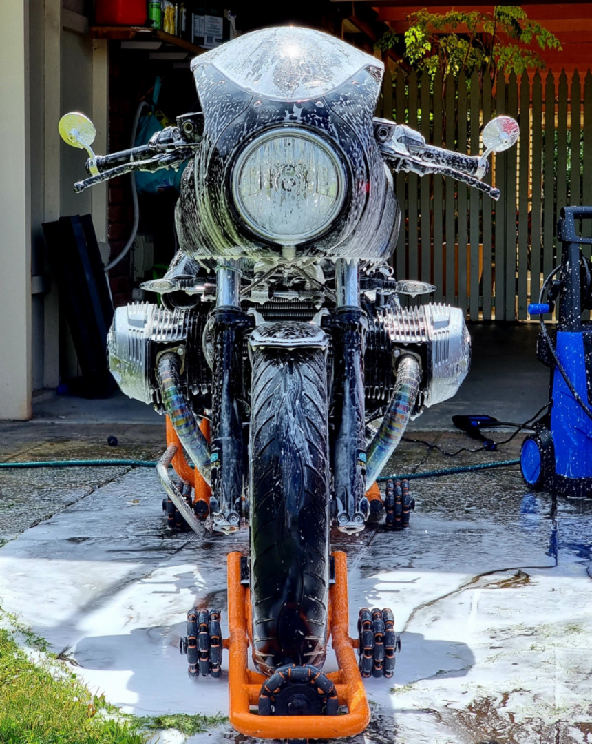 Washing done, ready fir the next ride ?