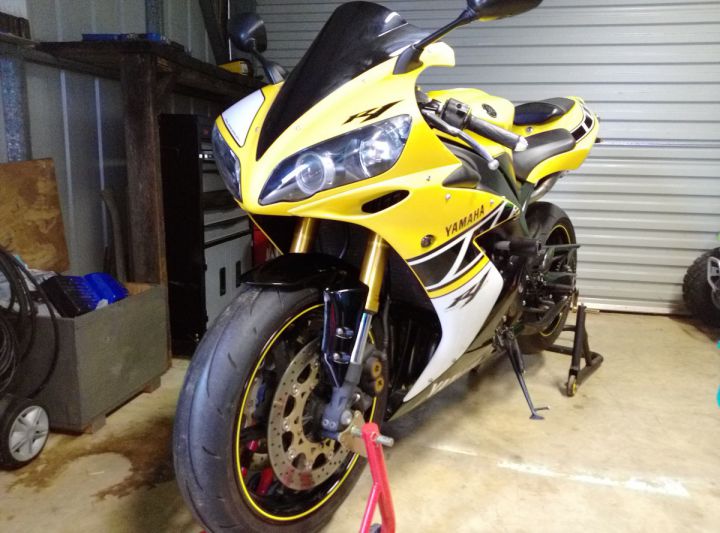 New graves rearsets and polished top yoke
