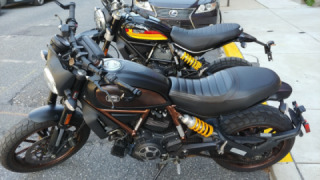 Ducati Scrambler Cafe Racer - Italia Independent