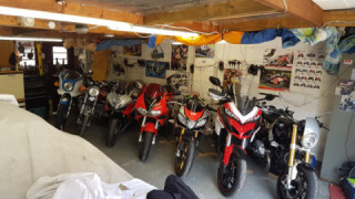 Aprilia Tuono V4 1100 - Ducati 2, Suzuki 5, bmw, Aprilia