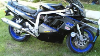 Suzuki GSXR 750