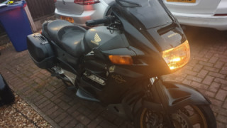 Honda ST 1100 Pan European - Black bess