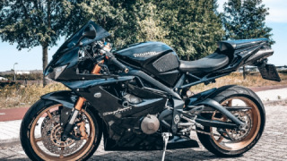 Triumph Daytona 675