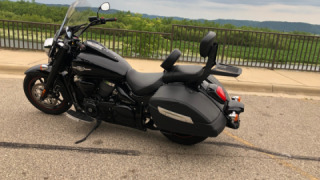 Suzuki Boulevard C90 - Bully