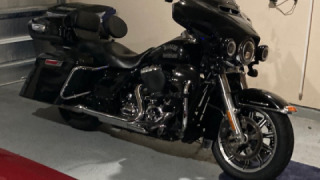 Harley-Davidson Electra Glide - Black Saboth