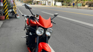 Triumph Speed Triple 1050