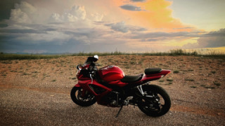 Suzuki GSR 600 - Rubi