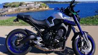 Yamaha FZ-09/MT-09 - Clementine