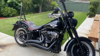 Harley-Davidson Softail Fat Boy Lo - Alibi