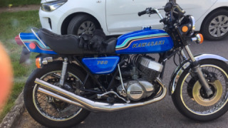 Kawasaki H2 750 Mach IV