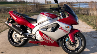 Yamaha YZF 1000R Thunderace