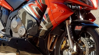 Honda CBR 600RR - Fire crotch