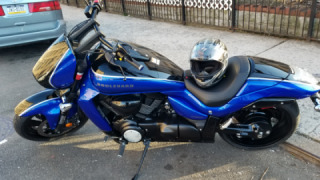 Suzuki Boulevard M109R - Blue Knight