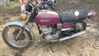 Suzuki GT 380 - Old Smokey