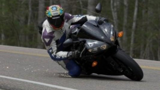 Yamaha YZF R1