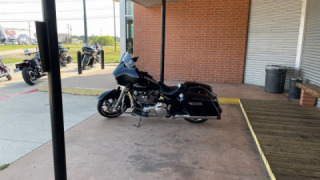 Harley-Davidson Street Glide - Black Buffalo