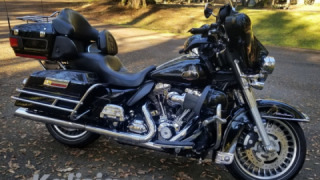 Harley-Davidson Electra Glide - Kelisia
