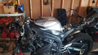 Yamaha YZF R1