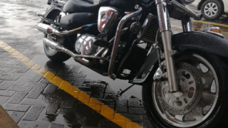 Suzuki Boulevard C90 - Raven