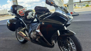 Honda VFR 1200 - Pequeña