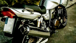 Kawasaki ZR-X 1200S