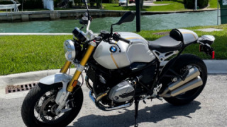 BMW R nineT