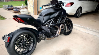 Ducati Diavel 1200 - bad bitch