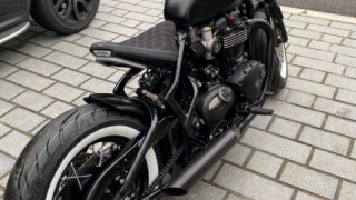 Triumph Bonneville Bobber - Bobber Black