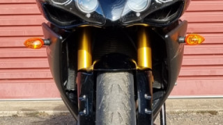 Yamaha YZF R1