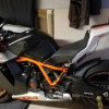 KTM 1190 RC8 - ...