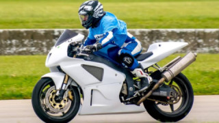Honda RVT 1000R RC51