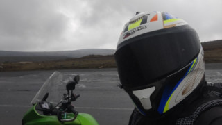 Kawasaki Versys 650 - Avispón verde