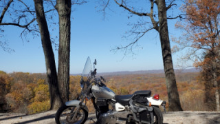 Suzuki Boulevard S40