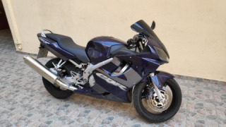 Honda CBR 600F3 - CBR