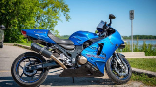 Kawasaki Ninja ZX-12R
