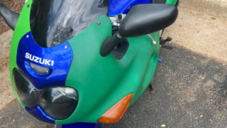 Suzuki GSX 750 Katana