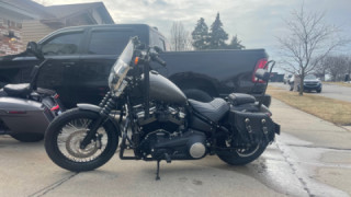 Harley-Davidson Street Bob - sarge
