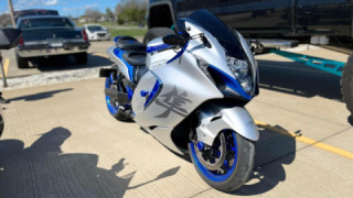 Suzuki GSXR 1300 Hayabusa - Bluey