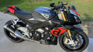 Aprilia Tuono V4 1100