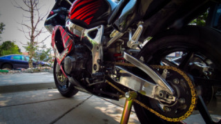 Honda CBR 900RR Fireblade - red cherry
