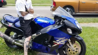 Suzuki GSXR 1300 Hayabusa - Big Nasty