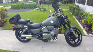 Honda VF 750C Magna - King