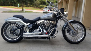 Harley-Davidson Breakout