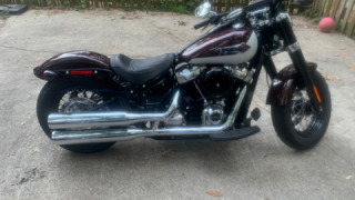 Harley-Davidson Softail Slim - Crimson
