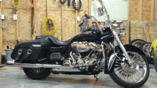 Harley-Davidson Road King - Opal