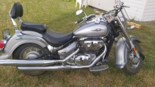 Suzuki Boulevard C50 - Didn't name my bike yet...