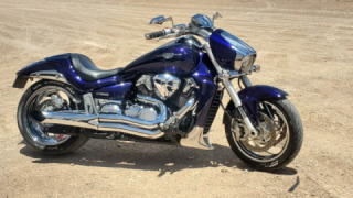 Suzuki Boulevard C109R - Blurrnice